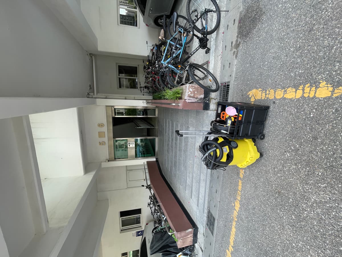 전주시 중앙동 지역의 하수구 고압 세척 서비스를 제공하는 전문적인 하수구 청소 기업에 대한 정보입니다.